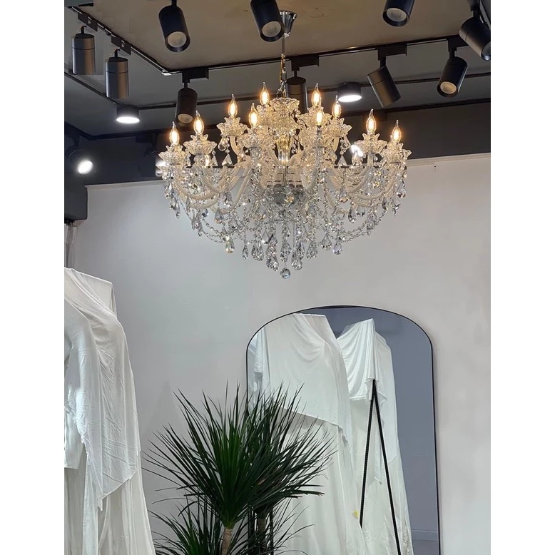 Đèn chùm PHALE nến CAO CẤP phong cách HOÀNG GIA cho phòng khách nhà hàng biệt thự Đèn chùm PHALE nến CAO CẤP phong cách HOÀNG GIA cho phòng khách nhà hàng biệt thự